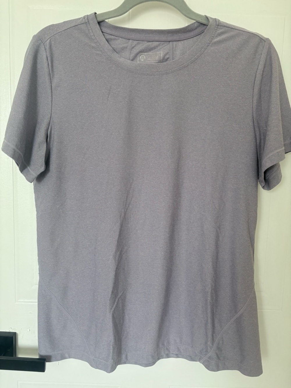 Mondetta Women's Crewneck Sport Tee in Light Lavender